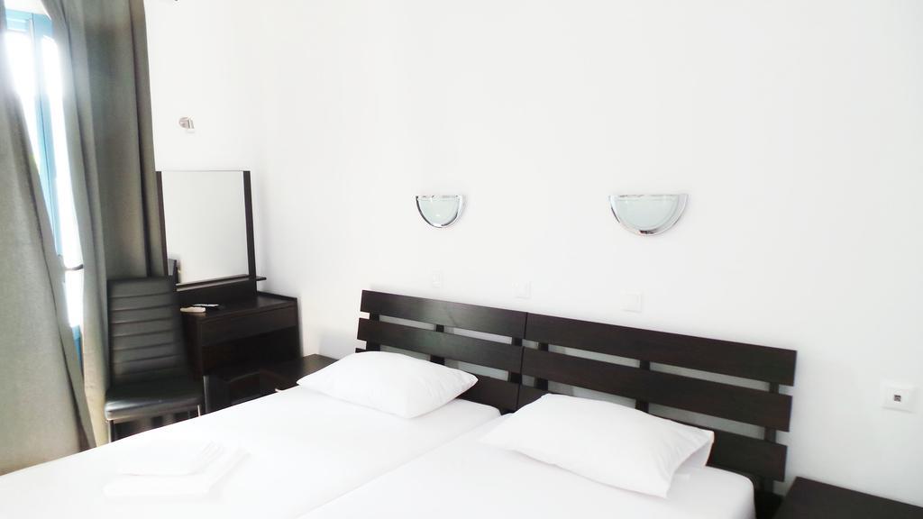 Delfini Hotel Скала Екстер'єр фото